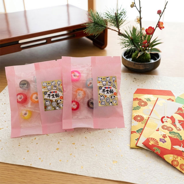 縁起物　粗品。